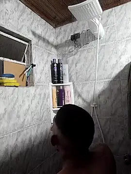 Snapshot of Mineirinho043 chatting on 02/19/25, 05:05 Mineirinho043 online show from 02/19/25, 05:05