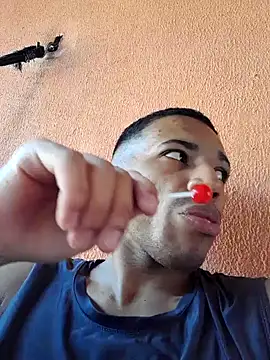 Snapshot of Mineirinho043 chatting on 02/20/25, 08:03 Mineirinho043 online show from 02/20/25, 08:03