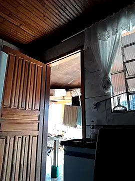 Snapshot of Mineirinho043 chatting on 03/06/25, 12:30 Mineirinho043 online show from 03/06/25, 12:30