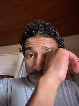 Snapshot of Mineirinho043 chatting on 09/16/25, 01:56 Mineirinho043 online show from 09/16/25, 01:56