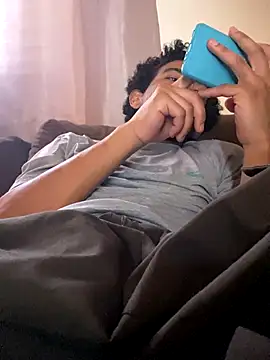 Snapshot of Mineirinho043 chatting on 09/18/25, 01:13 Mineirinho043 online show from 09/18/25, 01:13