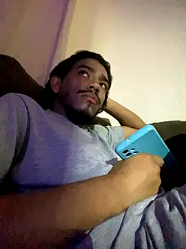 Mineirinho043 online show from 11/09/25, 11:25