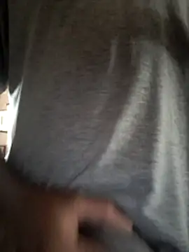 Mineirinho043 online show from 12/15/25, 10:19