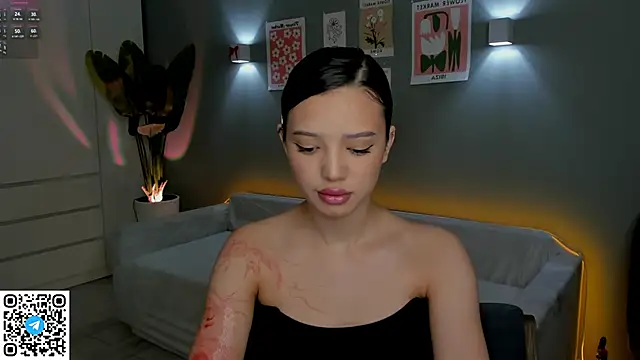 Snapshot of RikoAsada chatting on 09/10/25, 06:57 RikoAsada online show from 09/10/25, 06:57