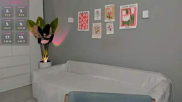 Snapshot of RikoAsada chatting on 11/09/25, 07:17 RikoAsada online show from 11/09/25, 07:17