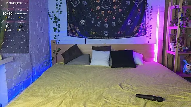 Kira Jin online show from 02/04/26, 12:11