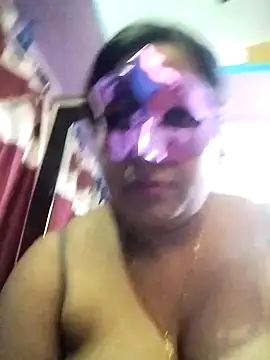 Snapshot of neha007-K chatting on 11/28/25, 07:49 neha007-K online show from 11/28/25, 07:49