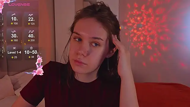 Mia Luw online show from 11/09/25, 04:55