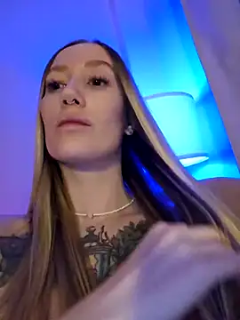 Snapshot of Pussy_Drive03 chatting on 02/23/25, 03:18 Pussy Drive03 online show from 02/23/25, 03:18