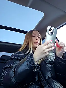 Snapshot of Pussy_Drive03 chatting on 10/11/25, 04:01 Pussy Drive03 online show from 10/11/25, 04:01