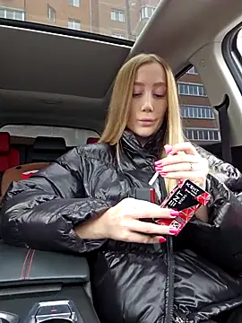 Snapshot of Pussy_Drive03 chatting on 10/22/25, 05:30 Pussy Drive03 online show from 10/22/25, 05:30