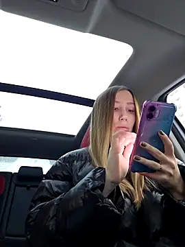 Snapshot of Pussy_Drive03 chatting on 10/31/25, 02:12 Pussy Drive03 online show from 10/31/25, 02:12