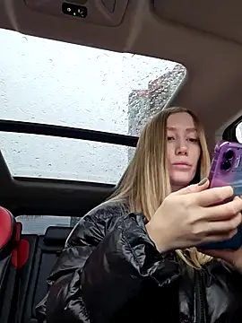 Snapshot of Pussy_Drive03 chatting on 11/04/25, 04:00 Pussy Drive03 online show from 11/04/25, 04:00