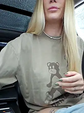 Snapshot of Pussy_Drive03 chatting on 11/08/25, 04:12 Pussy Drive03 online show from 11/08/25, 04:12