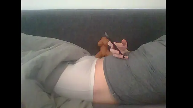 Snapshot of j3sp3r930 chatting on 02/12/25, 01:37 j3sp3r930 online show from 02/12/25, 01:37