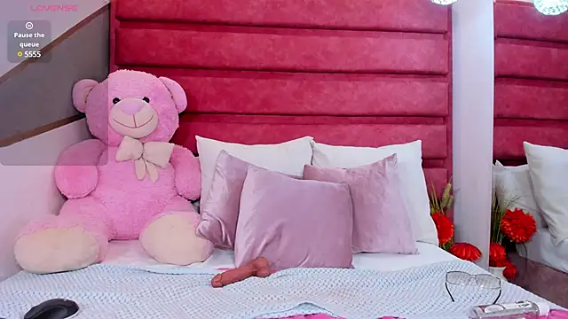 cattaleya get online show from 03/23/25, 12:58