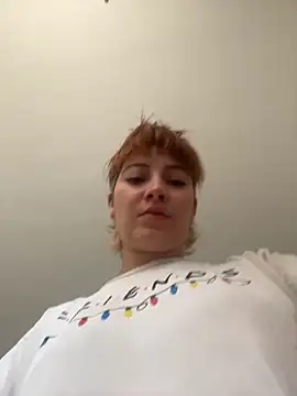 Snapshot of Maggie_Geller chatting on 10/22/25, 05:02 Maggie Geller online show from 10/22/25, 05:02