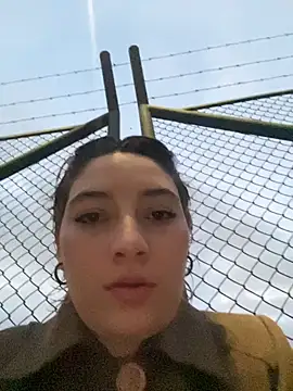 Snapshot of Maggie_Geller chatting on 10/27/25, 10:58 Maggie Geller online show from 10/27/25, 10:58