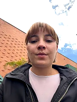 Snapshot of Maggie_Geller chatting on 12/04/25, 06:38 Maggie Geller online show from 12/04/25, 06:38