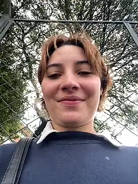 Snapshot of Maggie_Geller chatting on 12/19/25, 07:21 Maggie Geller online show from 12/19/25, 07:21