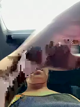 Snapshot of Maggie_Geller chatting on 12/21/25, 09:00 Maggie Geller online show from 12/21/25, 09:00