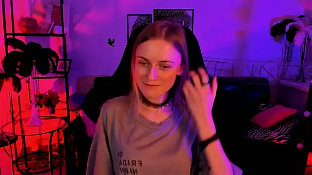 KiraMontoya online show from 02/19/25, 12:25