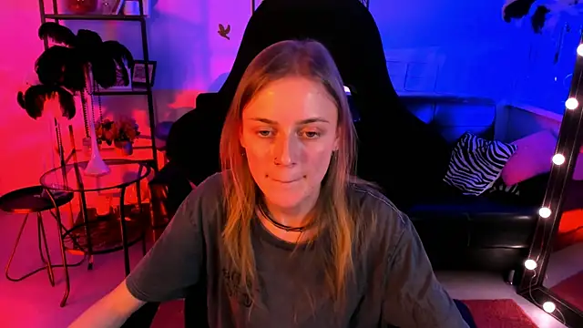 KiraMontoya online show from 02/21/25, 05:42