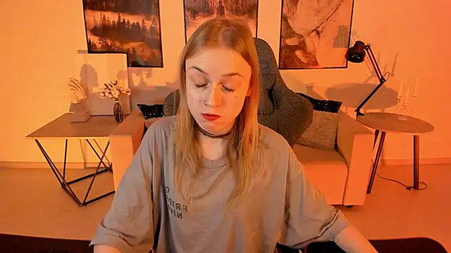 KiraMontoya online show from 03/05/25, 09:04