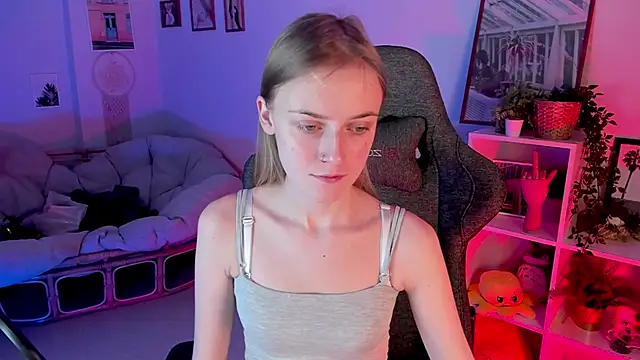 KiraMontoya online show from 03/07/25, 05:06