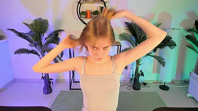 KiraMontoya online show from 03/09/25, 05:06