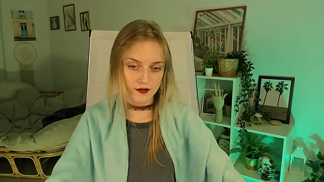 KiraMontoya online show from 03/13/25, 08:54