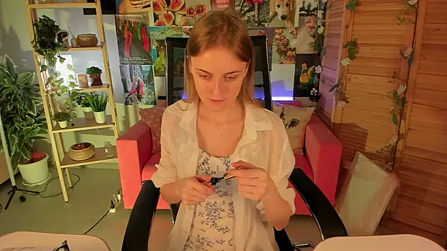 KiraMontoya online show from 03/15/25, 05:48