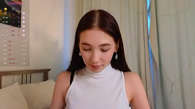 Snapshot of LizbethGee chatting on 02/17/25, 05:04 LizbethGee online show from 02/17/25, 05:04