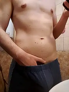 Snapshot of Good_boy000 chatting on 02/05/25, 07:07 Good boy000 online show from 02/05/25, 07:07