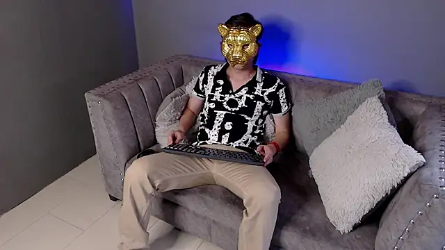 Golden-Boyy online show from 02/10/25, 11:57