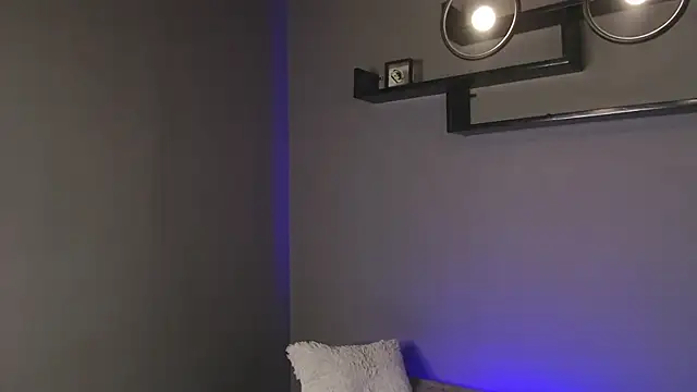 Golden-Boyy online show from 02/10/25, 06:03