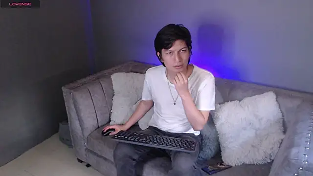 Golden-Boyy online show from 02/13/25, 11:50