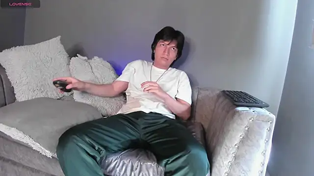 Golden-Boyy online show from 03/01/25, 02:55