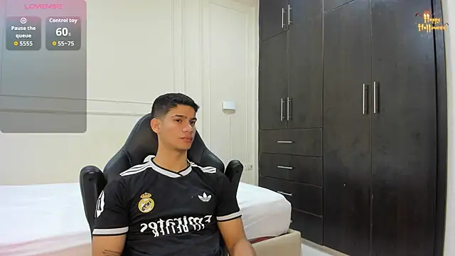 ANDRES STUD online show from 04/13/26, 04:07