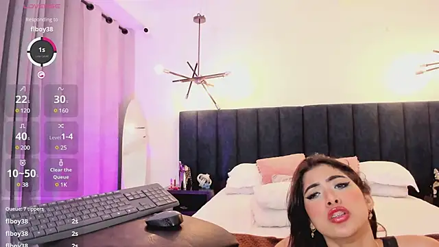 nattashaa7 online show from 02/16/25, 05:37