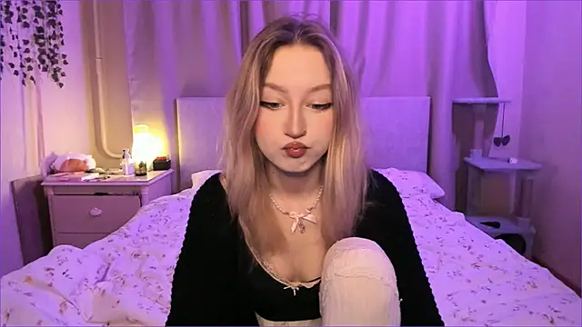 Snapshot of margorazentals chatting on 09/24/25, 09:18 margorazentals online show from 09/24/25, 09:18