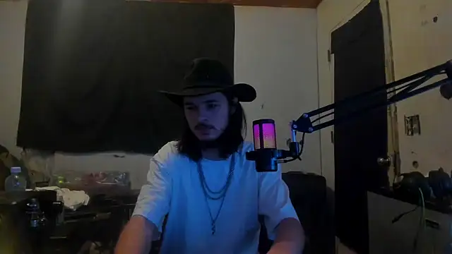 nuttyking2022 online show from 02/05/25, 06:02