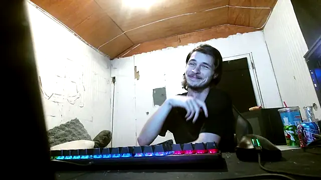 nuttyking2022 online show from 10/22/25, 04:35