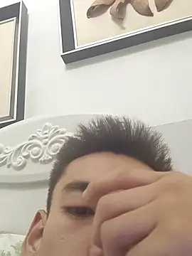 Snapshot of xingyintaidi chatting on 11/21/25, 04:38 xingyintaidi online show from 11/21/25, 04:38