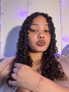 tastylolaaa online show from 08/03/26, 02:54