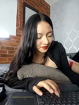 Snapshot of CuteHarper chatting on 02/14/25, 09:32 CuteHarper online show from 02/14/25, 09:32