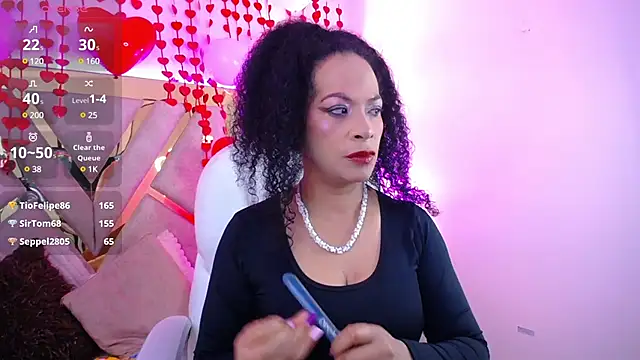 Snapshot of Cintiia_Holmes chatting on 02/08/25, 11:33 Cintiia Holmes online show from 02/08/25, 11:33