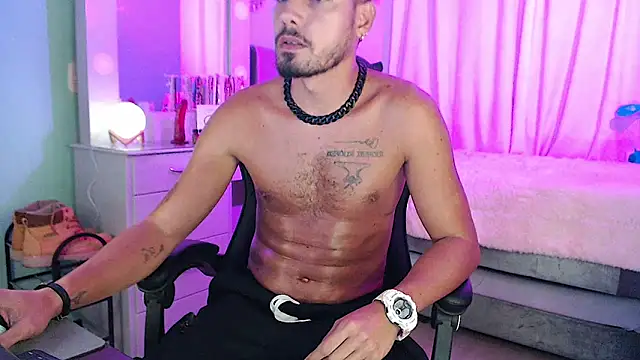 Snapshot of Chrissken chatting on 03/19/25, 12:59 Chrissken online show from 03/19/25, 12:59