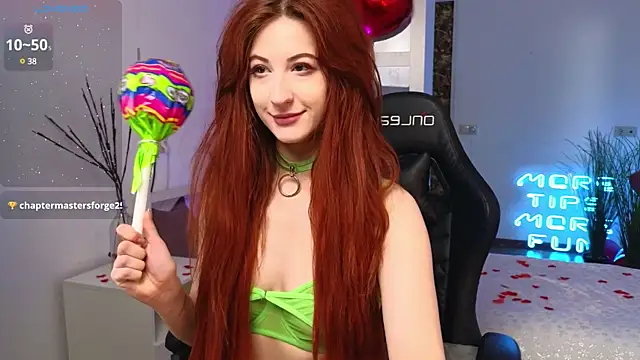 Snapshot of Katy_diamond_ chatting on 02/13/25, 05:26 Katy diamond online show from 02/13/25, 05:26