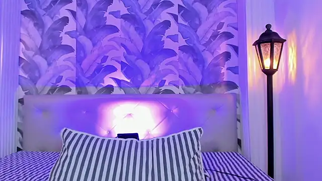 Sami Evanns online show from 02/18/26, 03:24